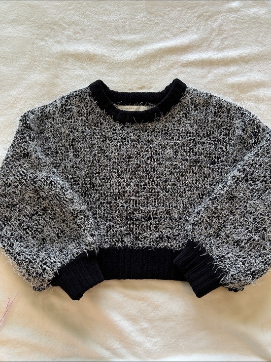 Altar'd State Sweaters - Altar'd State Contemporary  Black & White Fuzzy Crewneck Sweater Size L